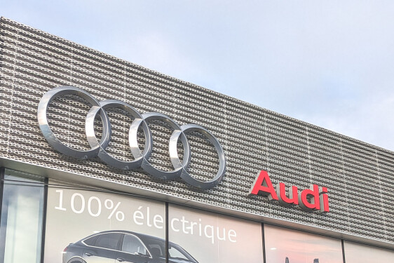 AUDI 3